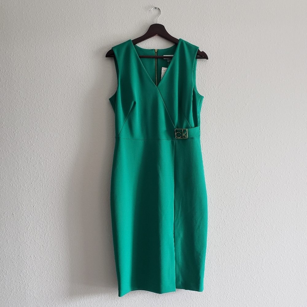 NWT-Calvin Klein V-Neck Sheath Dress